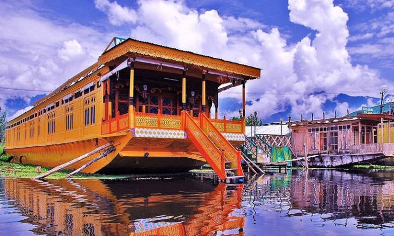 6 Dasy Hills - Houseboat - A Luxury Tour To Kashmir