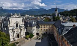 Essential Europe end London- 13 Days