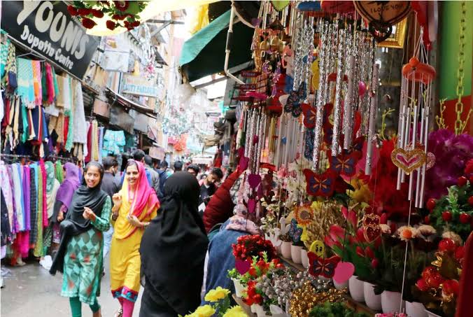 6NIGHTS AND 7DAYS IN KASHMIR