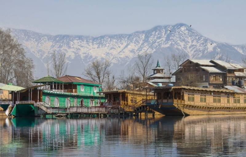 4 Nights 5 Days Trip to Kashmir