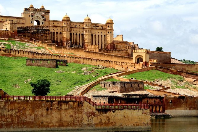 9Days Jaipur - Udaipur - Mount Abu - Jodhpur - Jaisalmer Tour