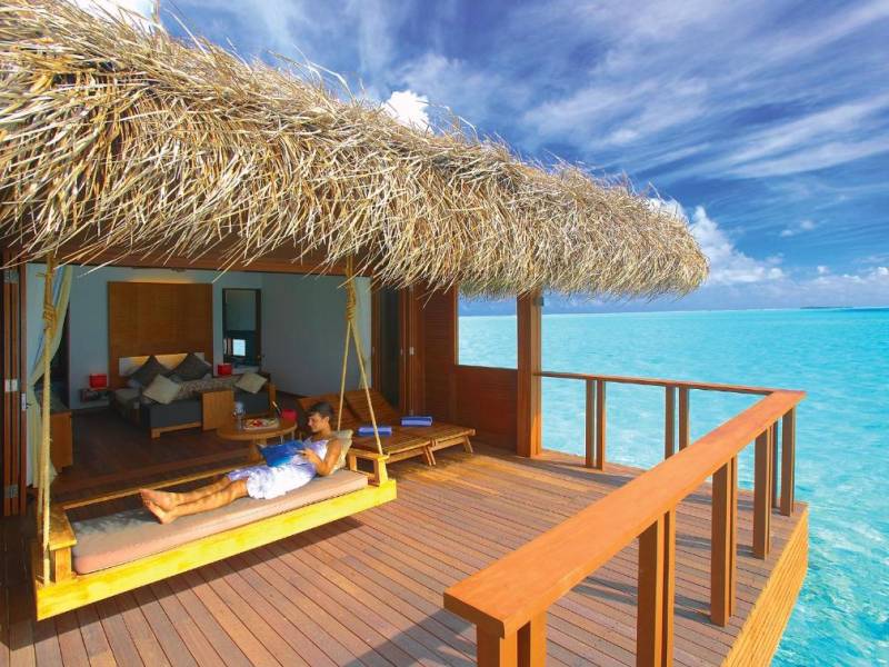 3 Nights 4 Days Delhi to Maldives Tour Package
