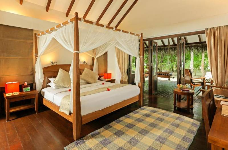 3 Nights 4 Days Delhi to Maldives Tour Package