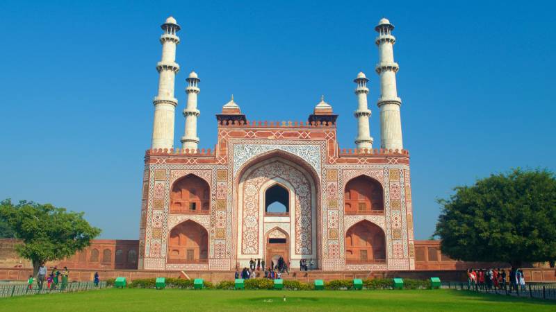 2 Days 5 Monuments Tour Guide in Agra Taj Mahal