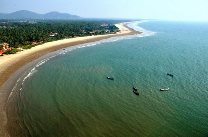 2 Night 3 Days Murdeshwar - Gokarna Tour Package