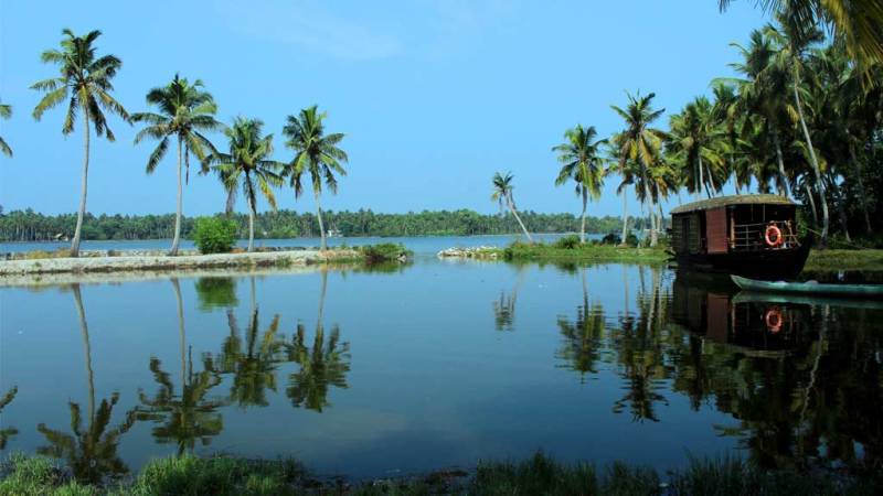 2 Night - 3 Days Poovar Tour Package