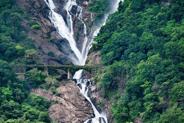 4 Nights North Goa - South Goa - Dhudhsagar Waterfall Tour