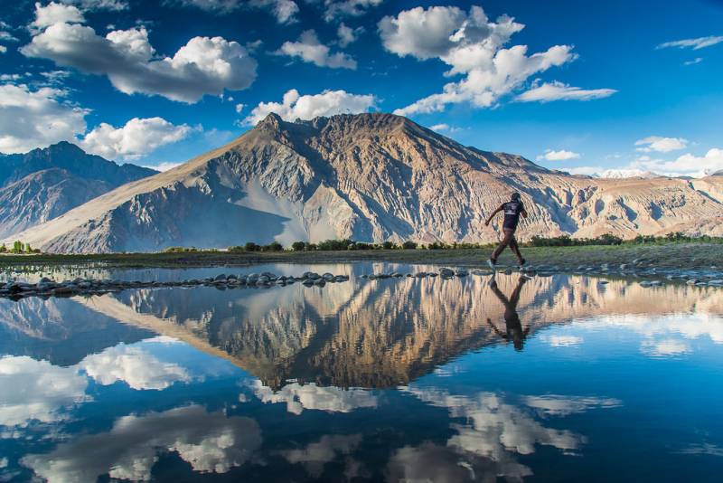 7 Days Leh Ladakh - Nubra Valley - Pangong Lake Tour