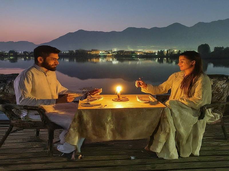 Kashmir Super Deluxe 7 Nights & 8 Days