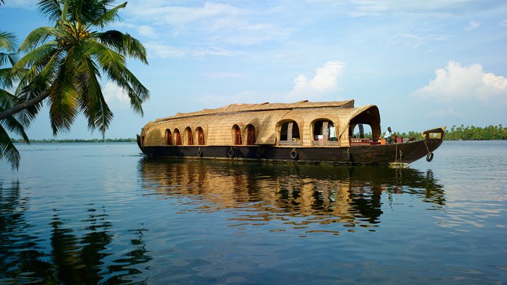 Thekkady - Kumarakom Tour Package 2 Night - 3 Days Image