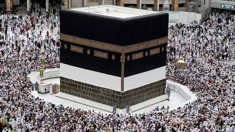 15 Days Semi - Deluxe Umrah Package