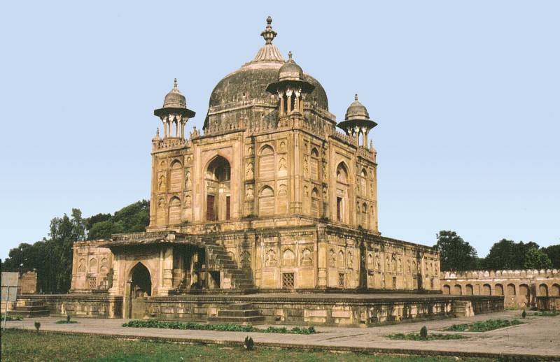 Uttar Pradesh Tour Package 6 Nights - 7 Days