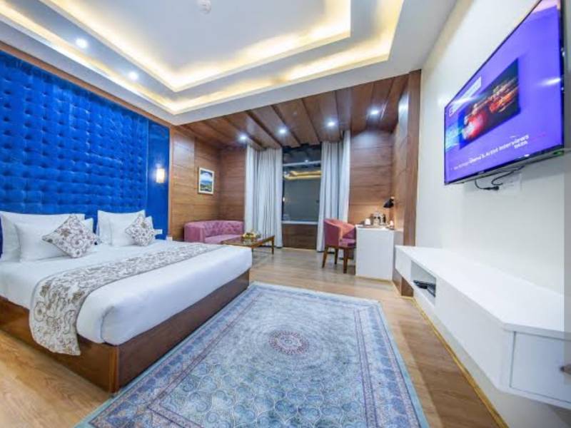 Kashmir Tour Package