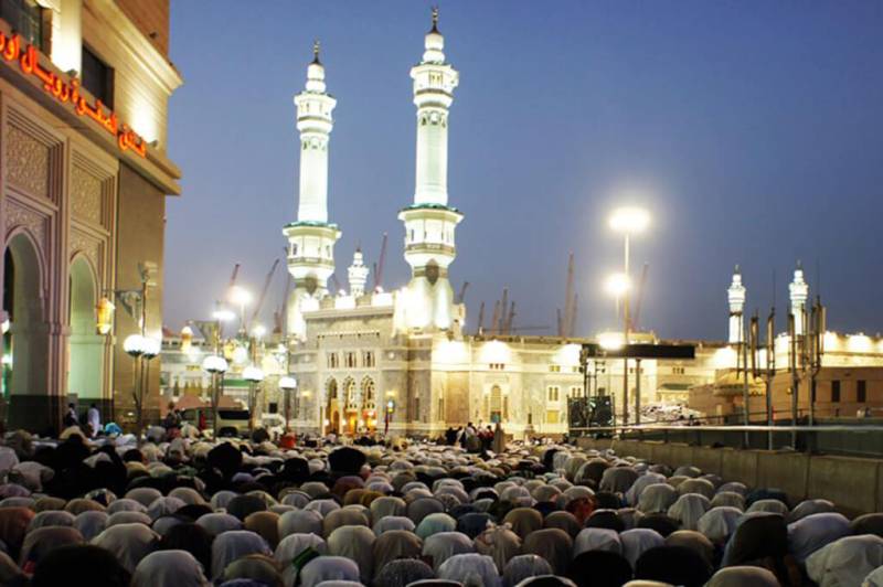 15 Days Umrah Semi Deluxe Package From Kolkata