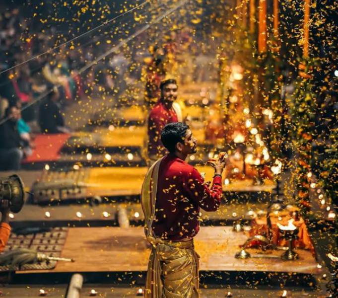 Varanasi Ayodhya Gaya Chitrakoot Prayag Lucknow Naimisharanyam