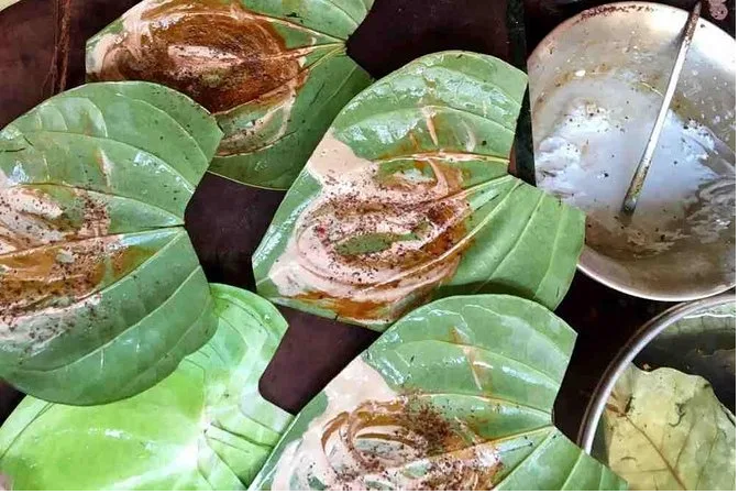 Varanasi Ayodhya Gaya Chitrakoot Prayag Lucknow Naimisharanyam