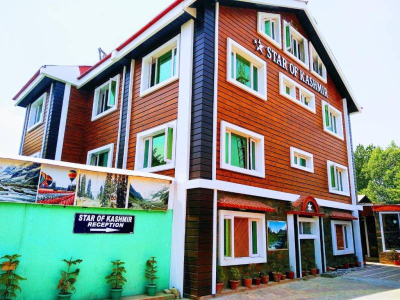 Semi Deluxe Paradise Kashmir Package 6N 7D