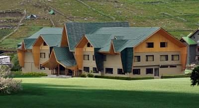 Super Deluxe Paradise Kashmir Package 6N 7D