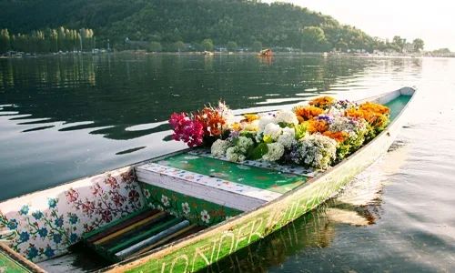 Scenic Kashmir Tour Package Image