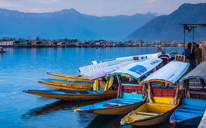 4 STAR FAMILY TOUR PACKAGE