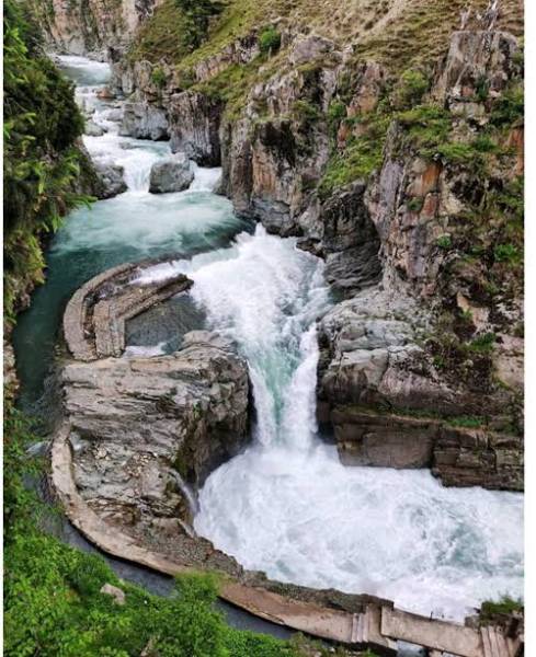 4 Star Family/ Friend Tour Package