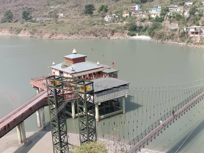 Chopta-Tungnath-Chandrashila-Deoriatal