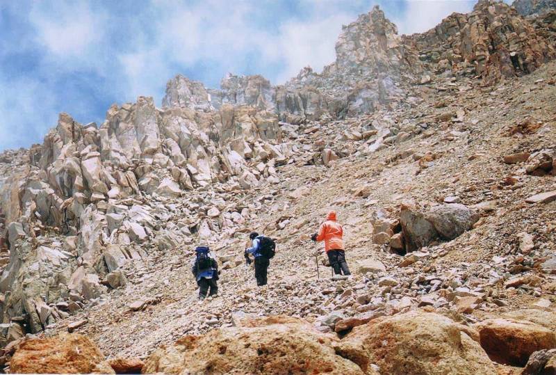 8 Day Mount Kilimanjaro Via Western Breach Route Tour