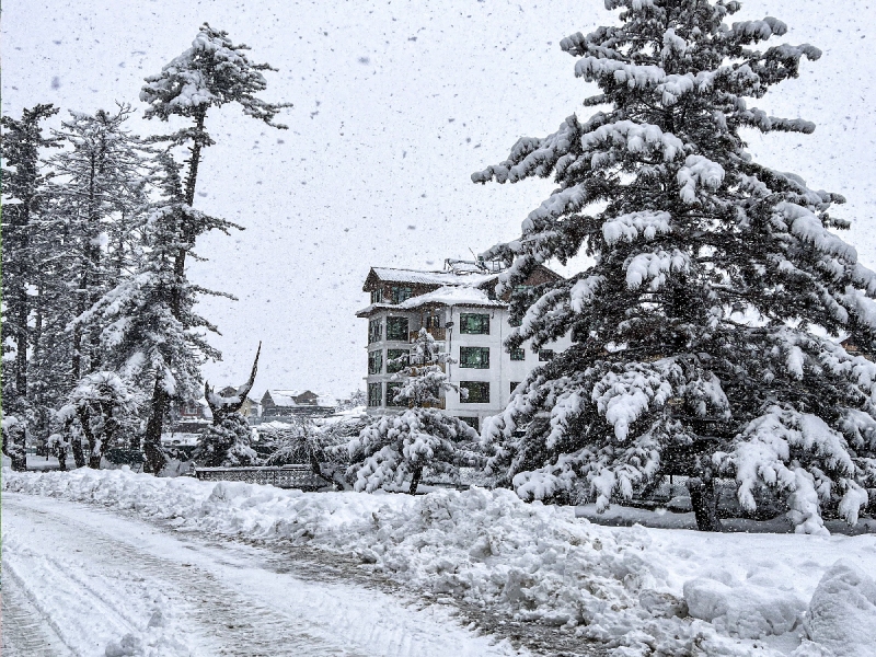 Kashmir Serenity Discovering Tranquil Landscapes