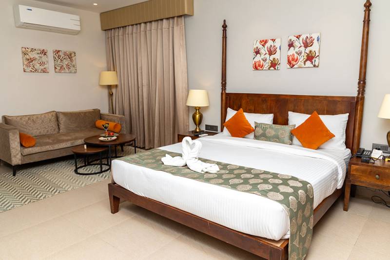 Very Close To Delhi Ncr For 1 Night Or 2 Night Staycation