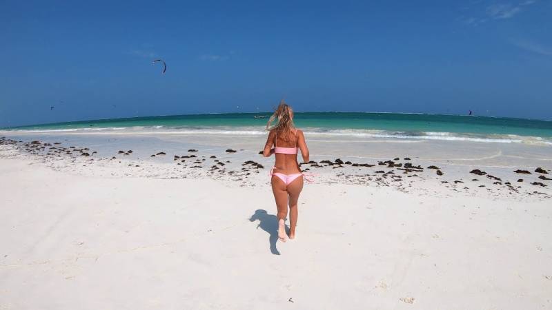 8-Day Lake Naivasha, Amboseli, Tsavo & Diani Beach Escape