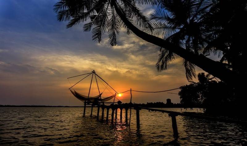 5N 6D Romantic Kerala Package