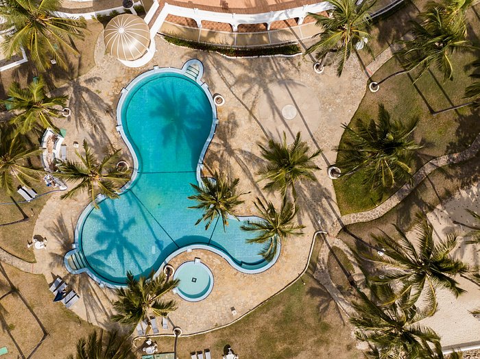 3 Days - 2 Nights Mombasa Sun And Sand Beach Resort Tour