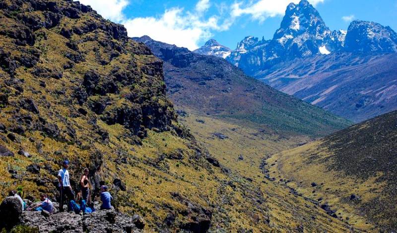 5 Days Mount Kenya Safari Trekking In Sirimon Route Tour Image