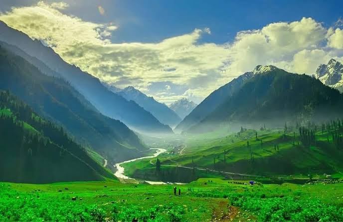 Tulip Kashmir Tour Package