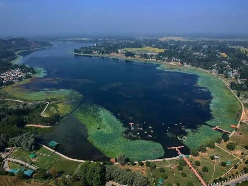 7 Nights 8 Days  Srinagar Pahalgam Sonmarg Gulmarg Dhoodhpathri mansbal lake kheer bawani