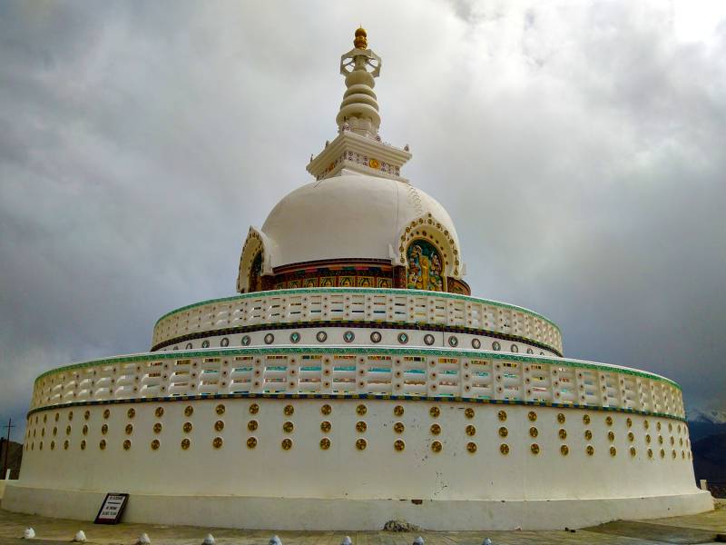 Ladakh Tour Package 5 Nights 6 Days