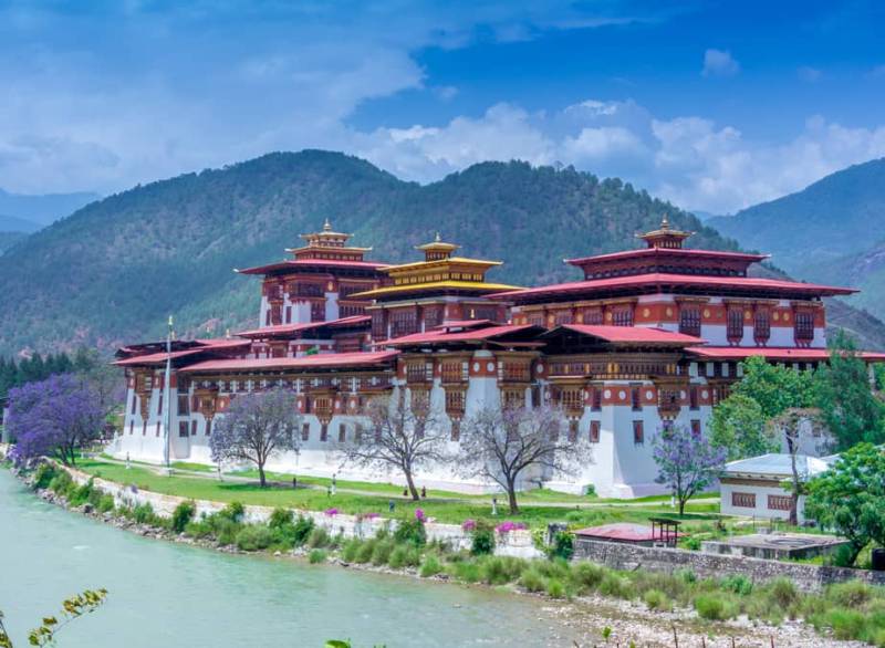 6 Days 5 Nights Travel to Thimphu, Punakha and Paro