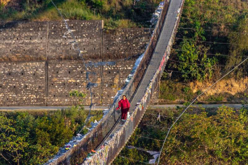 Bhutan – The Land of Thunder Dragon