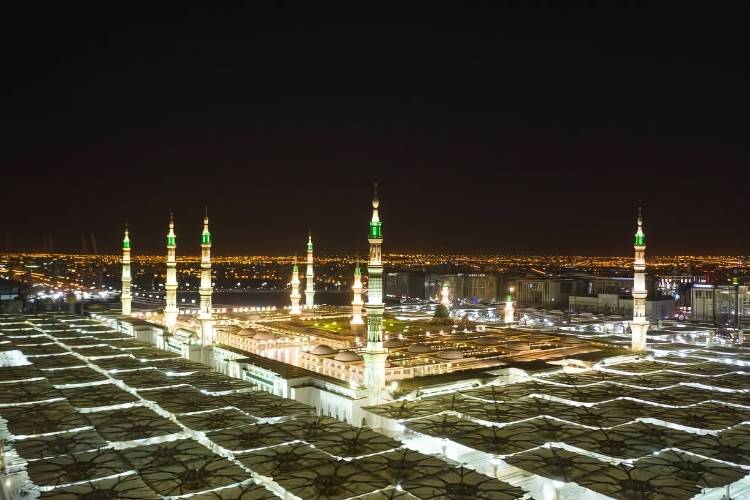 14 Nights 15 Days Makkah Madinah Package