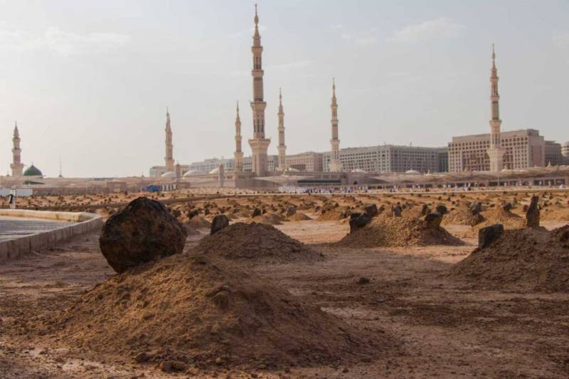 14 Nights 15 Days Makkah Madinah Package