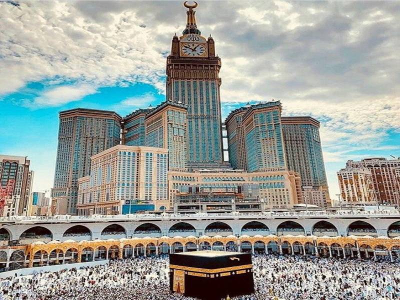 14 Nights 15 Days Makkah Madinah Package
