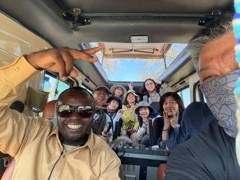 6 Days Masai Mara - Lakes Nakuru - Bogoria - Baringo Lodge Safari Tour