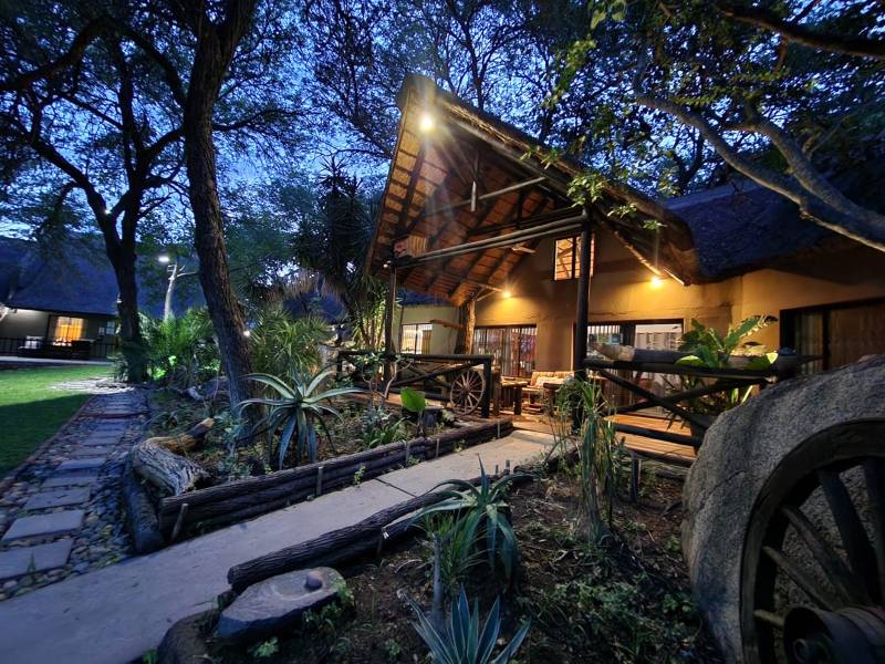 Kruger National Park to Panorama 7 - Night Dinner, Bed and Breakfast