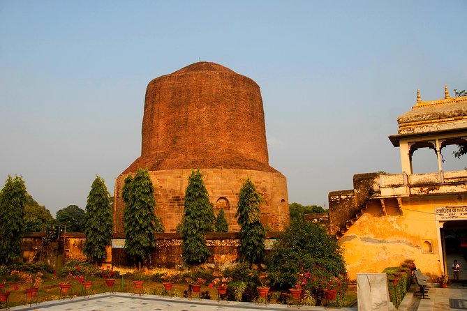 Off The Beaten Track 2 Days - Varanasi Tour