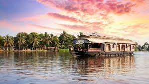 Alleppey, Kochi , Munnar Package (3N/4D) Image
