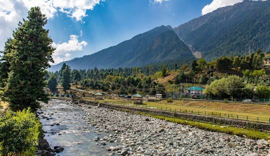 Kashmir Holiday Package from Jammu - 6 Nights 7 Days