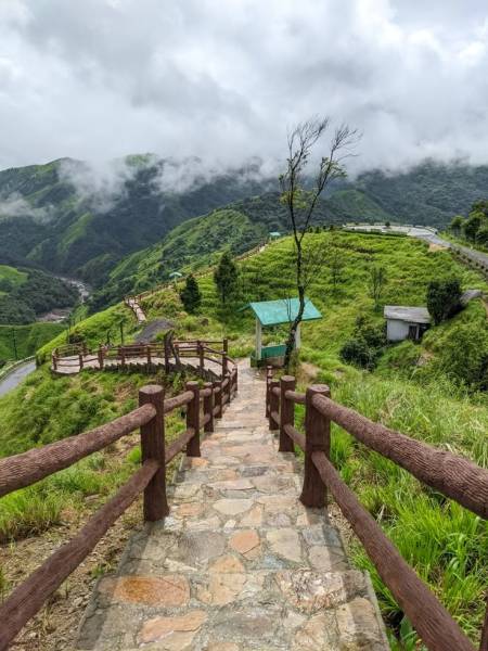 5 Days / 4 Nights | Explore the Land of Clouds Meghalaya Premium Tour Package Image