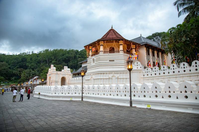 Sri Lanka Cultural & Scenic Tour
