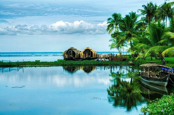 Kerala Package - Cochin - Munnar- Alleppey- Cochin ( 3 Nights / 4 Days )