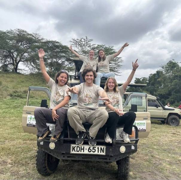4 Days Lake Nakuru/Masai Mara 4x4 Budget Private Safari